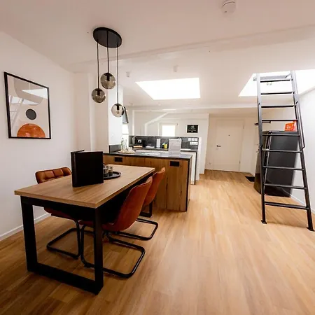 Highlight Am Stadtplatz Muehldorf - C4S Come4Stay - 2 Zimmer Wohnung I Bis Zu 5 Gaeste Exterior foto